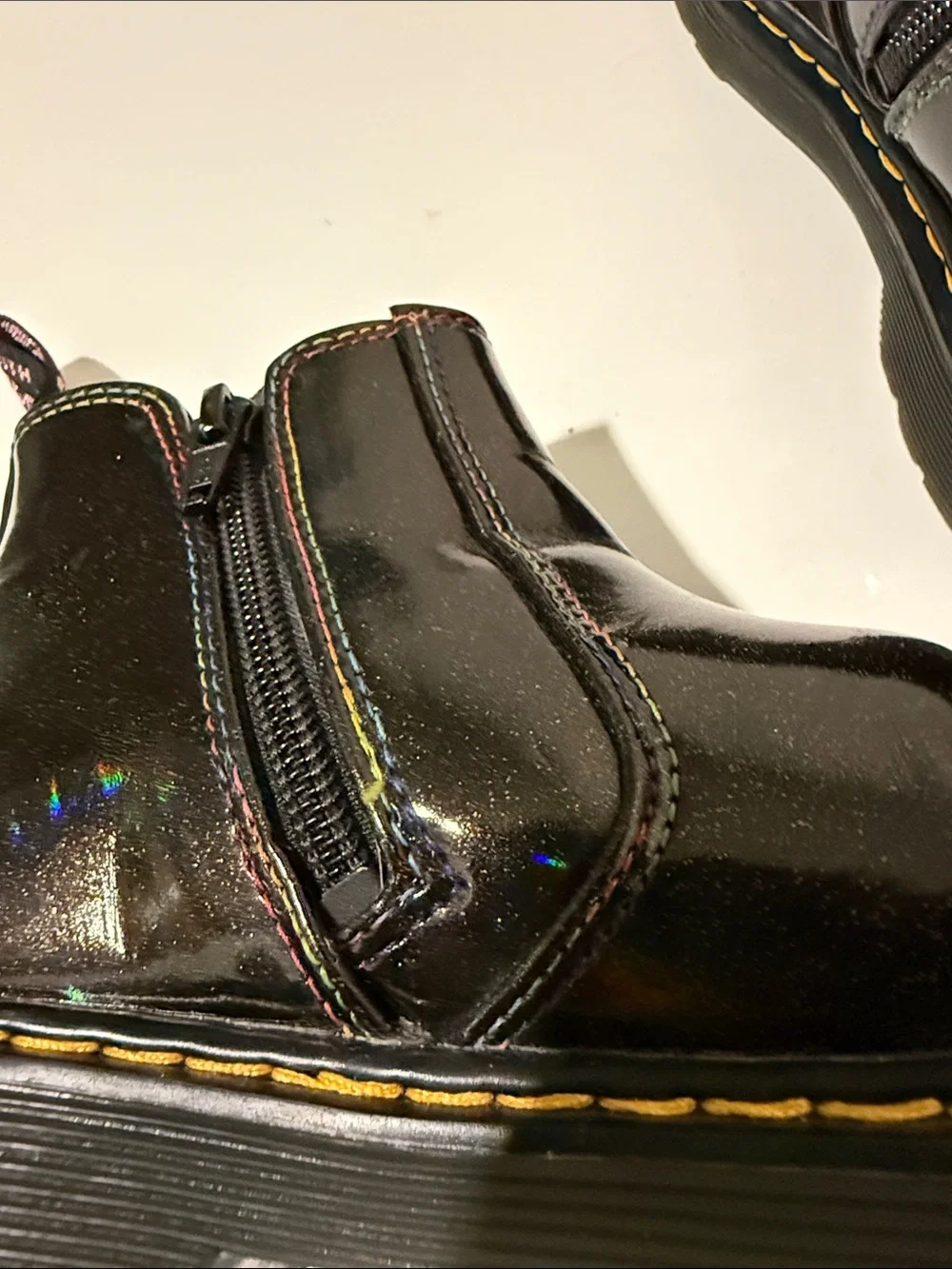 Dr. Martens Kids Unisex Patent Light Show Chelsea Boots with Yellow Stitching